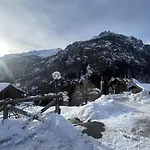 Chaloz Di Sotto - Il Lupo Affitta
